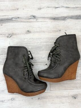 Diva Lounge Grey Faux Leather Wedge Boots